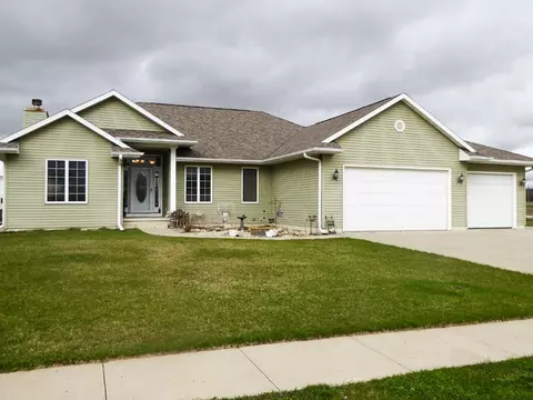 711 E Mark, Shell Rock, IA 50670 photo 1