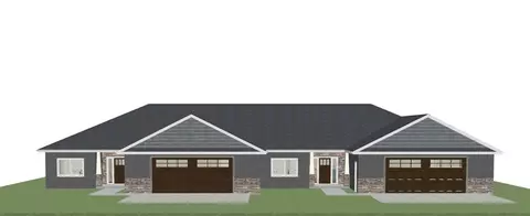 607 Stapleton St, Decorah, IA 52101 photo 3