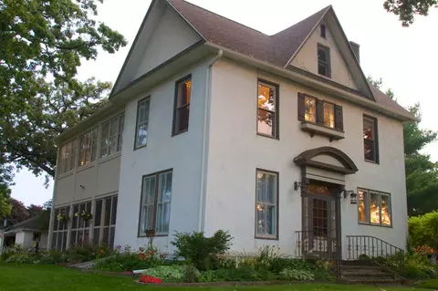 624 E Main St, Caledonia, MN 55921 photo 3