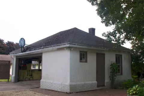 624 E Main St, Caledonia, MN 55921 photo 5