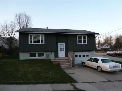 400 E Center St, Monona, IA 52159 photo 1