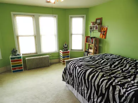 609 E Broadway St, Decorah, IA 52101 photo 12