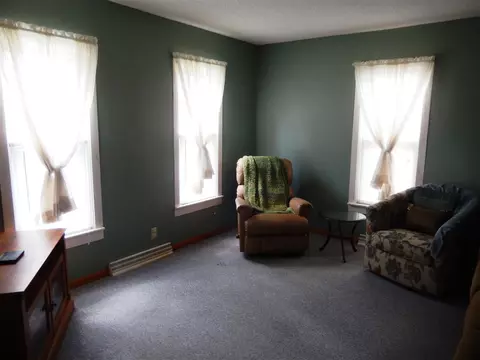 530 E 2nd St, Sumner, IA 50674 photo 8