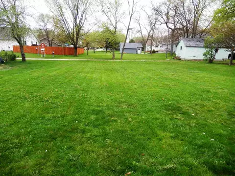 530 E 2nd St, Sumner, IA 50674 photo 18
