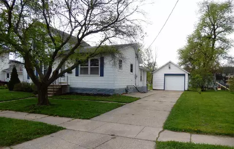 530 E 2nd St, Sumner, IA 50674 photo 16
