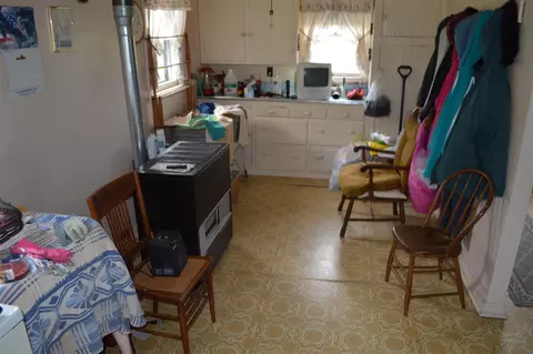 5517 E Gresham Rd, Dunkerton, IA 50626 photo 7