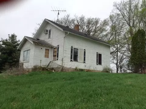 3761 288th Ave, Decorah, IA 52101 photo 2