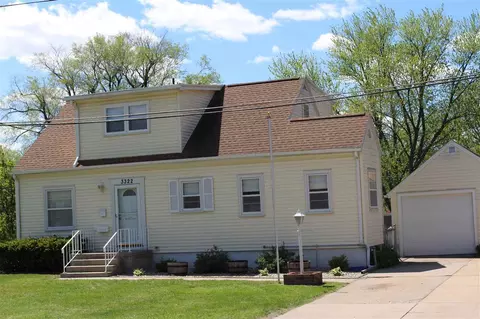 3322 NE Ave, Cedar Rapids, IA 52402 photo 1