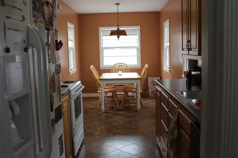3322 NE Ave, Cedar Rapids, IA 52402 photo 4