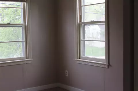 3322 NE Ave, Cedar Rapids, IA 52402 photo 8