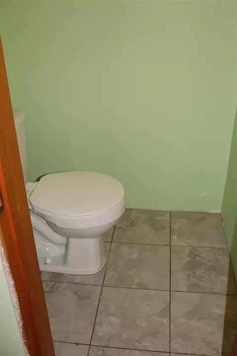 441 E 2nd St, Readlyn, IA 50668 photo 16