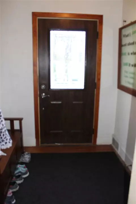 441 E 2nd St, Readlyn, IA 50668 photo 9