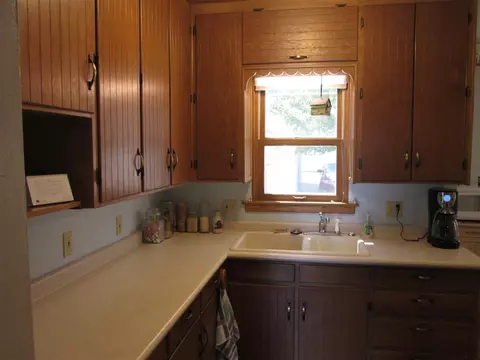 1722 Bertch Ave, Waterloo, IA 50702 photo 10