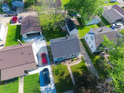 1166 E Mitchell Ave, Waterloo, IA 50702 photo 20