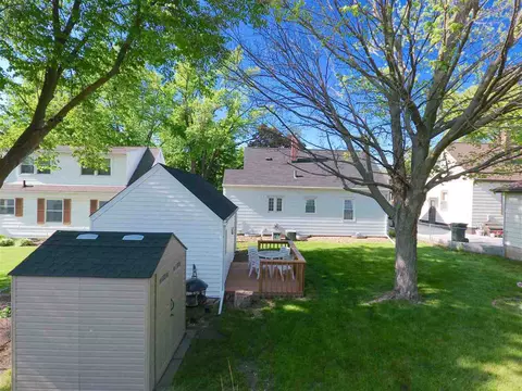 1166 E Mitchell Ave, Waterloo, IA 50702 photo 19
