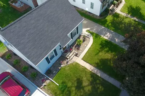 1166 E Mitchell Ave, Waterloo, IA 50702 photo 1