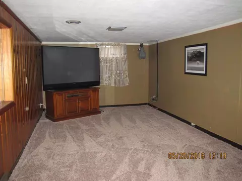 1254 Sheerer Ave, Waterloo, IA 50701 photo 10