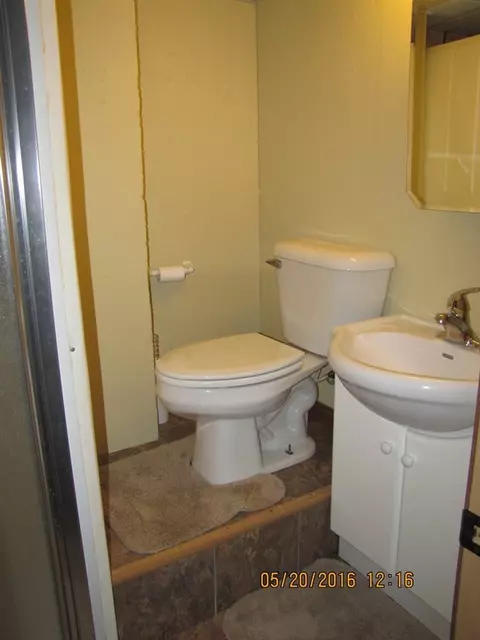 1254 Sheerer Ave, Waterloo, IA 50701 photo 8