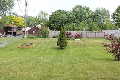 424 Devonshire Dr, Waterloo, IA 50701 photo 3