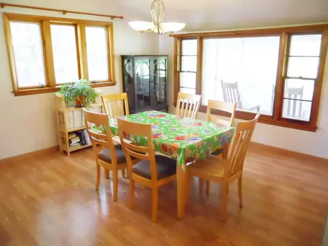 4544 Hoff Rd, Waterloo, IA 50701 photo 4