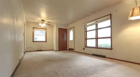 1902 Cornwall Ave, Waterloo, IA 50702 photo 4