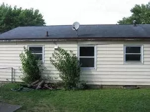 1746 E Mitchell Ave, Waterloo, IA 50702 photo 2