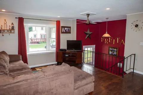 310 E Mindy, Shell Rock, IA 50670 photo 6