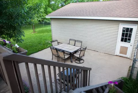 310 E Mindy, Shell Rock, IA 50670 photo 5