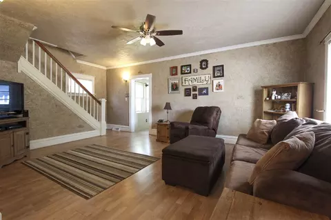 644 Wallgate Ave, Waterloo, IA 50701 photo 8