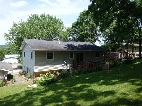 1675 Panoramic Rd, Decorah, IA 52101 photo 2