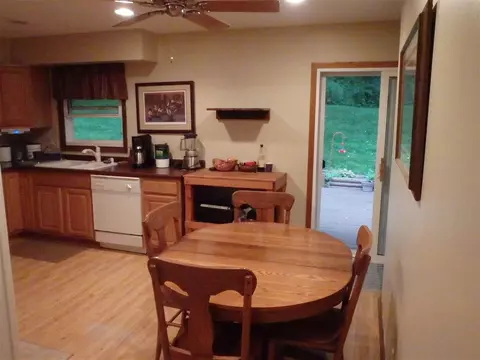 1675 Panoramic Rd, Decorah, IA 52101 photo 5
