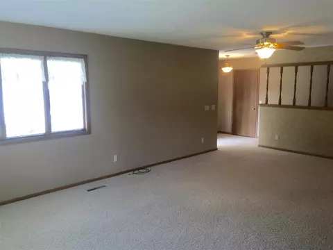 432 Elder St, Dike, IA 50624 photo 6