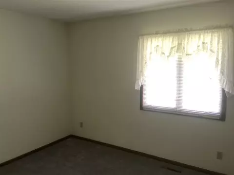 432 Elder St, Dike, IA 50624 photo 17