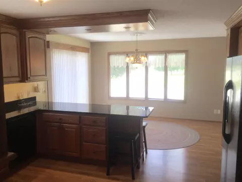 432 Elder St, Dike, IA 50624 photo 12