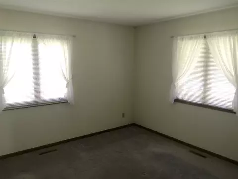 432 Elder St, Dike, IA 50624 photo 16
