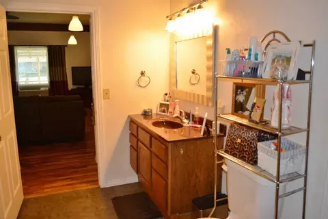 345 Main St W St, Maynard, IA 50655 photo 12