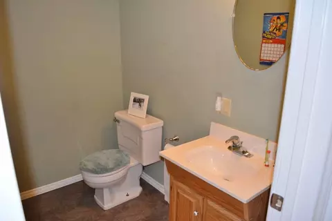 345 Main St W St, Maynard, IA 50655 photo 13