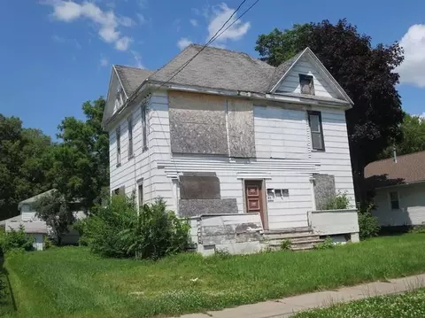 203 State St, Waterloo, IA 50703 photo 1