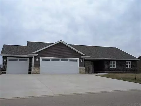 167 Jack Oak Dr, Cascade, IA 52033 photo 1