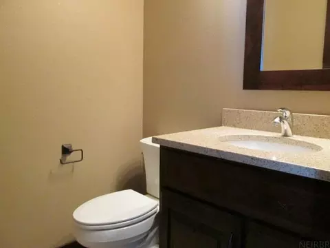 163 Jack Oak Dr, Cascade, IA 52033 photo 5