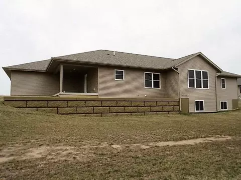 163 Jack Oak Dr, Cascade, IA 52033 photo 15