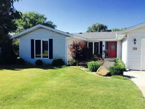 106 Duesenberg Dr, Conrad, IA 50621 photo 3