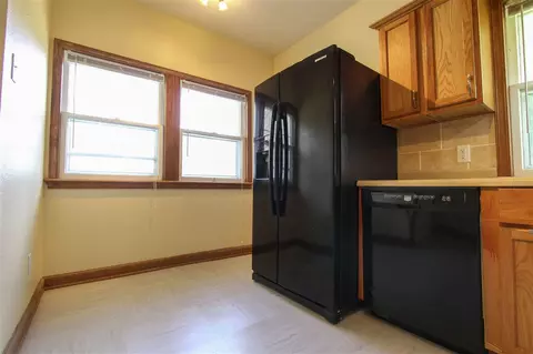 802 Marsh St, Waterloo, IA 50701 photo 11