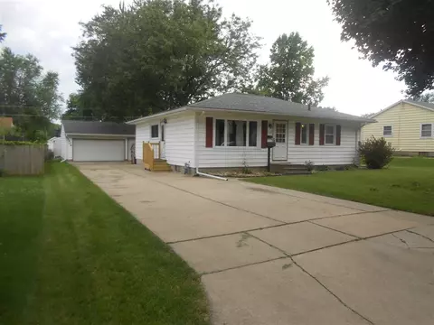 1908 Bourland Ave, Waterloo, IA 50702 photo 1