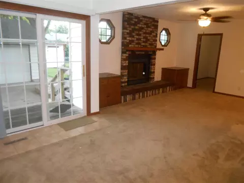 1908 Bourland Ave, Waterloo, IA 50702 photo 6