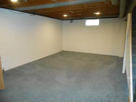 1908 Bourland Ave, Waterloo, IA 50702 photo 14