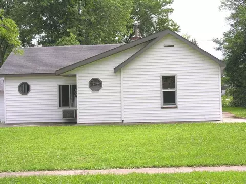 217 E Spring St, Manly, IA 50456 photo 2
