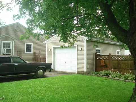 429 E State St, Dike, IA 50624 photo 18