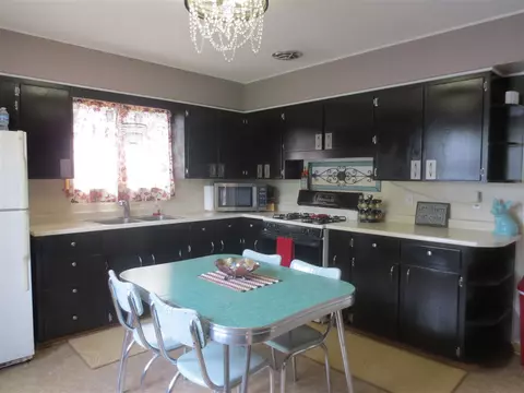 1851 E Mitchell, Waterloo, IA 50702 photo 5