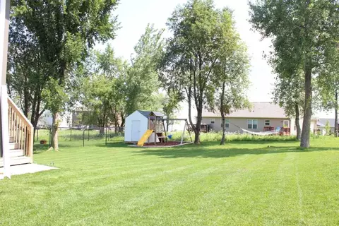 4147 Mockingbird Ln, Waterloo, IA 50702 photo 5